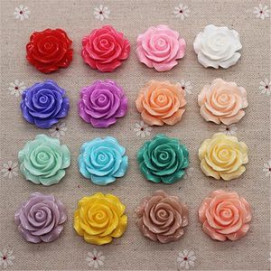 Dekoratif figürinler 10pcs 28mm reçine kamelya çiçekleri düz arka cabochon diy takı/ zanaat dekorasyonu (delik yok)