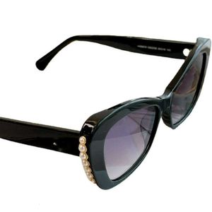 Солнцезащитные очки Chanels в стиле классического дизайна, модные весенние новые солнцезащитные очки «кошачий глаз» с жемчугом для женщин, тот же стиль, с небольшим ароматом, возглавляйте моду
