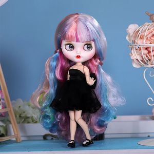 ICY DBS Blyth Doll 16 BJD Макияж Серебристые разноцветные волосы Комбинированная одежда Обувь Ручной набор в комплекте Подарок для детей Специальная цена 240307