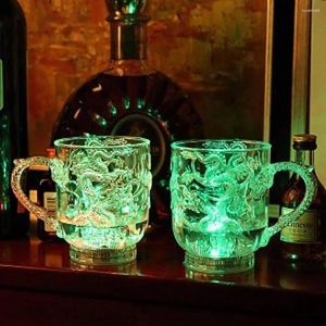Kupalar Led Flaş Büyülü Renk Değiştiren Ejderha Kupası Su Aktif Işık Bira Kahve Çay Şarabı Viski Kupa Seyahat Hediyesi