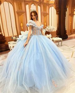 Новый дизайн кружевные оборки 15 Quinceanera Blue Off The Plouds Sweet Plants Plays Ball Gown Ghate Hounds Lace-Up