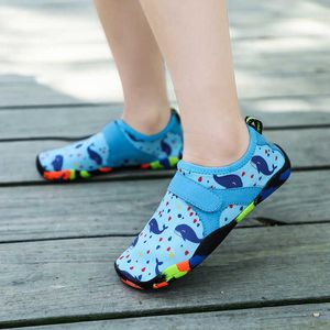HBP Baba Olmayan Yeni Tasarım Toptan Yumuşak Nefes Alabilir Karikatür Plaj Su Ayakkabıları Bebek Çocuk Çocuklar Yüzme Havuzu Aqua Çorap Ayakkabıları