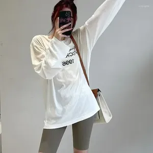 Camiseta feminina com estampa de letras, camiseta solta e preguiçosa de algodão e linho fina de manga comprida, moda verão 2024