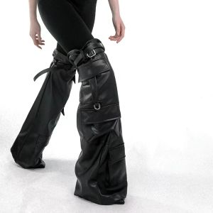 Boots 2023 Европейский и американский модный кожаный панк -панк -стиль для женщин.