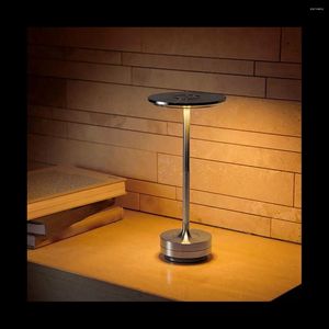 Masa lambaları Basit şarj masası lambası restoran çubuğu karartma atmosferi retro taşınabilir dokunmatik usb gümüş