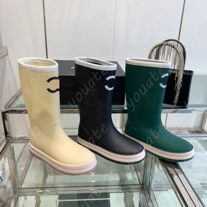 Moda Yağmur Botları Kız Kadın Antislip Botlar Siyah Kauçuk Yuvarlak Toe Su Ayakkabıları Yeni Su Geçirmezlik Anti Slip Tasarımcı Yüksek Tüp Boot Güzel Ayakkabılar Su Geçirmez