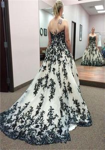 Newgothic Siyah ve Beyaz Aline Gelinlik için 2022 Sweetheart Strapless Sırtsız Dantel Gelin Elbiseler Vestidos Plus SIZ2587738