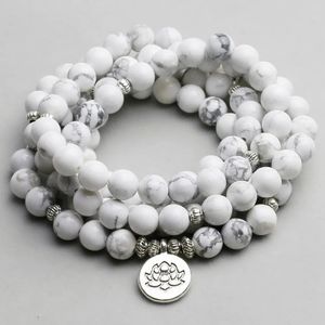 Kadın Bilezik Beyaz Howlite Boncukları Om Buddha Charm Yoga Erkek Bilezik 108 Mala Kolye Damla Taş Takı 240320