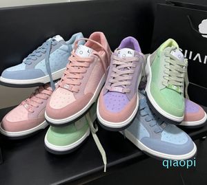 2024 Tasarımcı Spor ayakkabıları Sıradan Ayakkabı Bahar ve Yaz Yeni Gökkuşağı Serisi Şeker Renk Beyaz Ayakkabılar Eğitmenleri All-Match Stylist Sneaker Ayakkabı Platformu Dantel Up