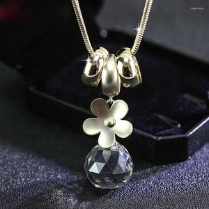 Zincirler Trend Kişilik Moda Daisy Geometrik Kristal Top Kolyeler Kadın Tasarımcı Kazak Chian Takı