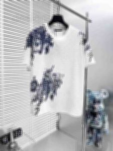 Mens T Shirt Tasarımcısı 24 Gelgit Marka İlkbahar/Yaz Yeni Çiçek Mürekkebi Jakar Erkek ve Kadın Boş Zaman Gevşek Yuvarlak Boyun Graffiti Kısa Kollu T-Shirt