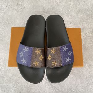 Tasarımcı Slipper Tartan Tertan Sandal Sıralı Ayakkabılar Slayt Lüks Tasarımcı Kaydırıcıları Yaz Dışarıda Kadınlar Erkek Plaj Düz Terlik Mule T 2013