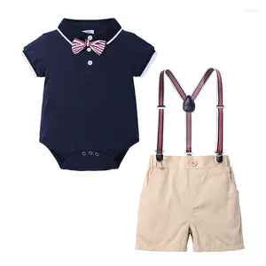 Giyim Setleri Yaz Bebek Erkekler Bodysuits Bebek Şortları Bowtie Çocuk Tshirts Smokin Kıyafetleri Kemer Pantolon