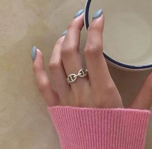 Роскошные кольца кольца дизайнер высококачественный серебряный серебряный серебряный розовый носовой круглый полый кольце