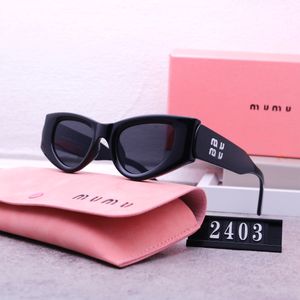 Солнцезащитные очки дизайнерские солнцезащитные очки роскошные солнцезащитные очки мм для женщин с надписью UV400 дизайн «кошачий глаз» модная прядь носить пляжные солнцезащитные очки в подарочной коробке 5 цветов очень хорошо