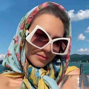Kadınlar Bükme Güneş Gözlüğü Tasarımcı Gözlük Tam Çerçeve Güneş Cam Lüks Adumbral Sürüş Gözlükler Polarize Seyahat Kadın Unisex Büyük Lensler Güneş Aydı Kutu