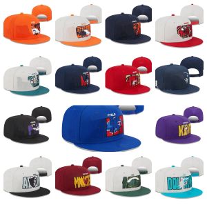 Дешевые мужчины Дизайнер вышивки Snapbacks Встроенные мячи шляпы мяч Хлопковая баскетбольная кепка вся команда Логотип Письмо Регулируемая шляпа Баскетбол футбол на открытом воздухе Спортивная сетка c