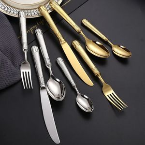 Gümüş ve Altın Paslanmaz Çelik Kaşık Çatal Masa Bıçağı Çay Kaşığı oyuklu Kabartmalı Tutuk Takımları Vintage Sofra Takımı Çorba Kaşık Takımları