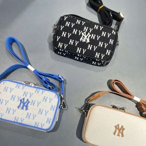 Ml Counter ny tam etiket eski çiçek gündelik çok yönlü bir omuz crossbody çanta mini kamera çantası 24 bahar yeni crs01