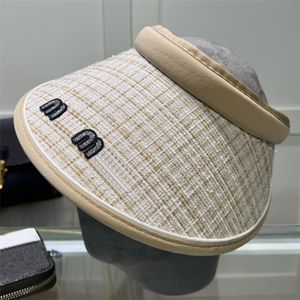 Kadın Nakış Tasarımcısı Visor Hat Mius moda lüks Top Boş Sunhat Erkek Yaz Beyzbol Kapakları Plaj Casquette Tenis Hip Şapkaları