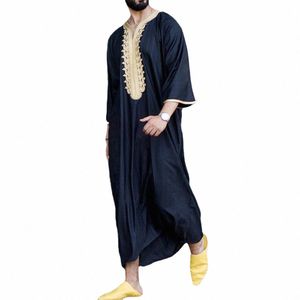 Abbigliamento musulmano da uomo: veste araba estiva 2023 con vestibilità ampia e stampa mediorientale e7FW#