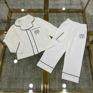 Marka Bebek Pijama Tasarımcı Çocuk Giysileri Kız Erkek Nightwear Boyut 100-160 Çocuk Sleepcoat Uzun Kollu Gömlek ve Elastik Bel Pantolonları 24Mar