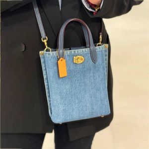 mini kova çanta tasarımcısı küçük omuz crossbody messenger çantaları mini söğüt çantaları uzun deri kemer cüzdanları ile seyahat cebi patates kızartması çantası 240315