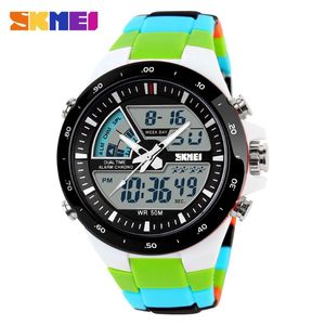 Skmei Sport Watch Erkekler Ordu Dalış Sıradan Çalar Saat Analog Su Geçirmez Askeri Krono Çift Ekran Kol saatleri Relogio Masculino X331C