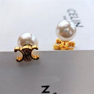 Lüks büyük inci celi marka mektupları tasarımcı küpeler kadınlar 18k altın saplamalar zarif cazibe elmas çift yan top aretes küpeler küpe kulak yüzük düğün takı