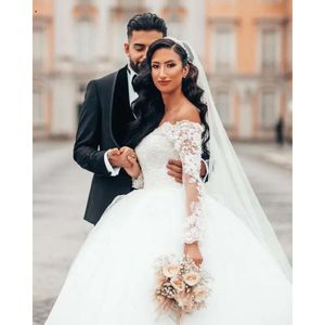 Vintage şeffaf elbiseler v Boyun kabarık dantel boncuklu beyaz uzun kollu Arap elbisesi robe de mariage bc