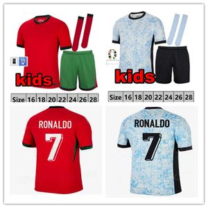 23 24 Детские футбольные майки RONALDO JOAO FELIX BERMARDO B.FERNANDES J.MOUTINHO Portugal Camisa De Futebol 24 25 Португальская футбольная рубашка Детский комплект