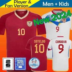 24-25 Venezuela Futbol Forması Çocuk Kiti 24 25 Milli Takım Futbol Gömlek Erkekleri Ev Kırmızı Uzak Beyaz Camisetas Copa America Cordova Soteldo Rincon Bello Sosa Rondon