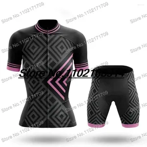 Гоночные наборы 2024 Оптовые женские велосипедные майки наборы смешные розовые полосы для женщин велосипедные шорты Mtb Maillot Kit