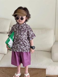 Giyim Setleri 2024 Yaz Çocuk Giysileri Boy Bebek Moda Çiçek Gömlek Katı Şortlar 2pcs Plaj Tatil Kıyafetleri Erkek Takımlar