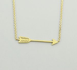 Minimalist One Direction Arrow Kolye Kolye Kadın Erkek Mücevher Paslanmaz Çelik Altın Zincir Tüy Collier Bijoux Femme1681710