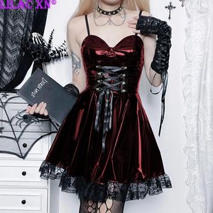 Günlük elbiseler y2k seksi kırmızı siyah pu deri bandaj partisi kadınlar goth vintage dantel trim a-line kolsuz bodycon mini elbise lolita