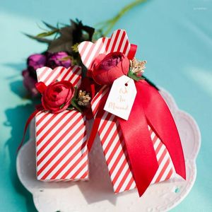 Estatuetas decorativas 20pcs Candy Candy Box Shape Decor Romantic Flower DIY Gift com ornamento colorido para festas de evento chique de seda chic