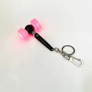 Клавки Kpop Idol Girls Light Stick Creative Pink Hammer Keyrings Сумка для подвесной кулонки Tings Коллекции подарки с батареями