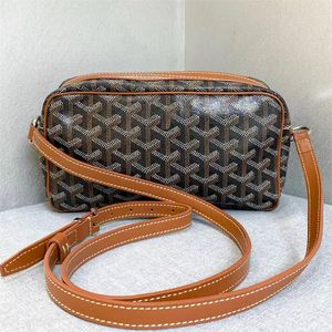 1 1 Tasarımcı Çanta Luxurys Çanta Kadın Debriyaj Kapağı Vert PM Kamera Çantaları Erkek Tote Çanta Serin Crossbody Çantalar En Çok Satıcı Çanta Omuz Deri Baget Çanta