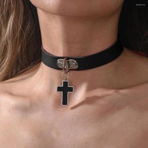 Colares pendentes vintage gótico preto cross cutilace de couro redondo charme colar rock cosplay jóias de jóias para meninos meninas