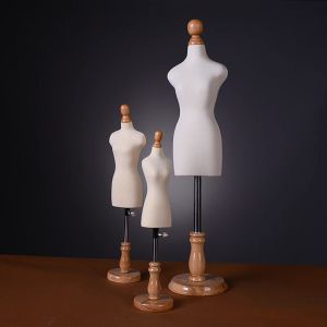 Миниатюры 1/3 1/4 мини -женщины -манекен для кукольной одежды Стенд DIY DIY MINIATURE DISTARES