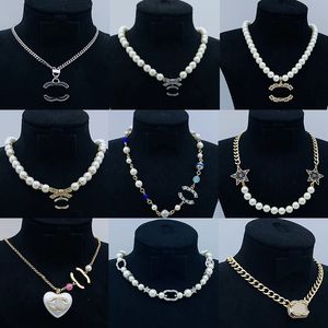 Brand Female Designer Necklace Clover Necklace Choker Diamond Pattern Carved Pendant Necklace High Quality Brand Luxury Jewelry
