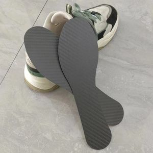 3K 100% Insolos de fibra de carbono Sports Sneaker Shoe-Pad Support Turf Toe Morton Extension 0,81,01,2mm espessura alta A 240506