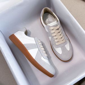 2024 Дизайнерская обувь OG Casual Shoes для мужчин Женщины любят дизайнерские тренеры Cloud Blean Core Black Bonners Университетский