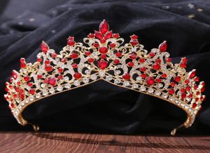 Kırmızı Kristal Başlıklar Düğün Aksesuarları Barok Taçlar Gümüş Boncuklu Gelin Tiaras Rhinestones Quinceanera için Baş Parçaları CRO3317161