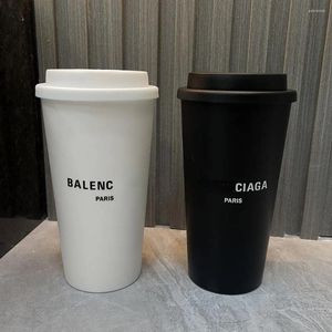 Kupalar tasarımcı su şişesi siyah beyaz harf baskı çift katmanlı kupa kahve fincanı 480ml