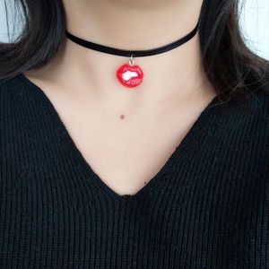 Kolye Kolyeler Seksi Tatlı Serin Y2K Reçine yanan kırmızı dudak siyah pu cezalandırır boyun kayışı yüzük mücevher kolye kadın
