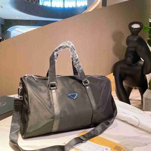 Duffel Bags Designer Bags New Men Luxury Designer Duffle Bag Женщины высококачественные холст путешественники Bags Brand Buggage Dambas Sudbs Travel Sport Sport Bag