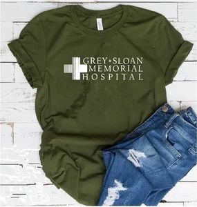Женская футболка Grey Sloan Memorial Pospitt Fot Fot Fut Gray Anatomy Женщины