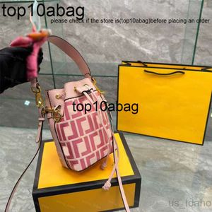 Fendidesigner Bag Bags Notury Bolsa Bolsa Bolsa Bolsa Mulher com Luxuris de Seda Bolsa Crossbody F mini Totes Bolsas Strap Pink Brown